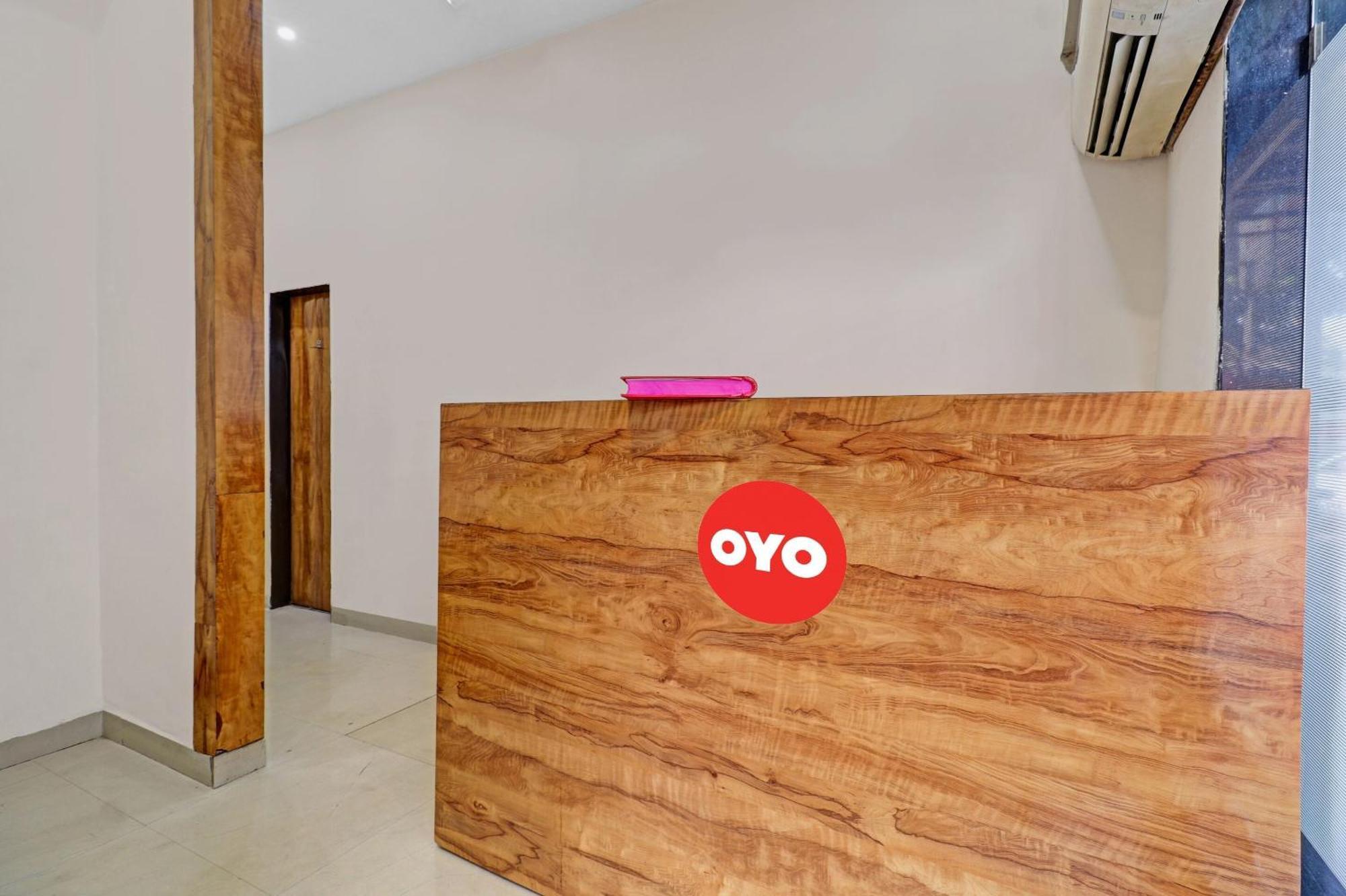 Hotel O The Mumbai Inn Near Chhatrapati Shivaji International Airport Exterior foto